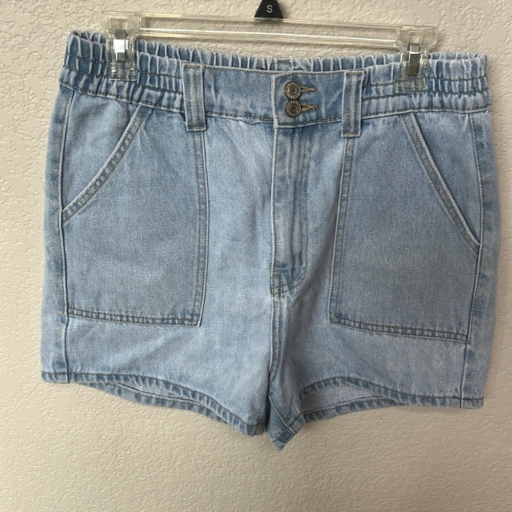 Flying Angel USA Denim Shorts High Waisted Blue size 9 - Picture 3 of 9